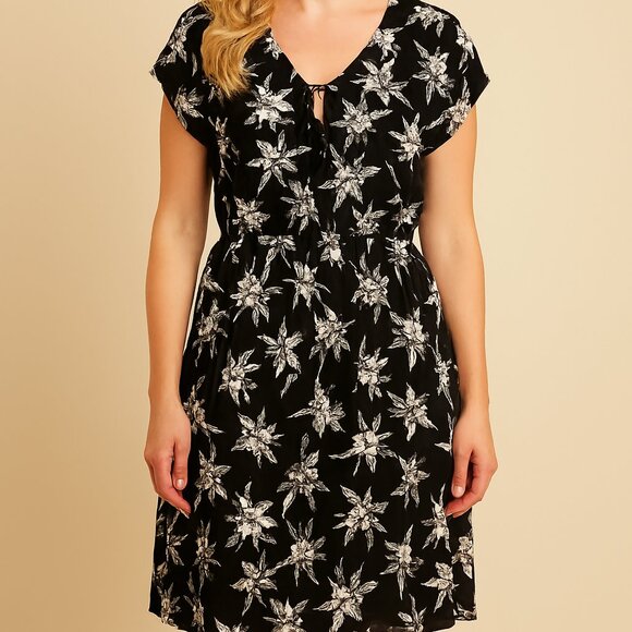 Black and White floral Whimseycore Romantic midi dress Size Large - Picture 1 of 11